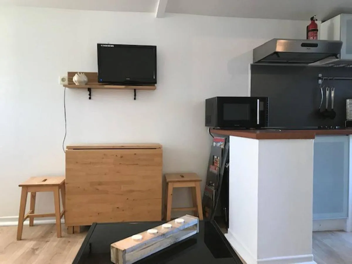 Studio Independant Pres Cap Canaille Avec Terrasse La Ciotat 0*,  France