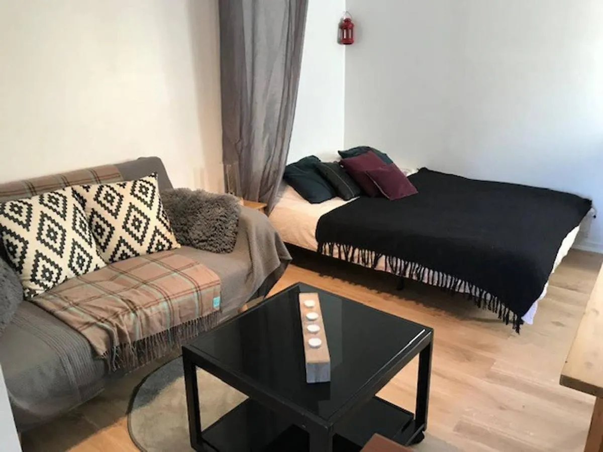 Apartment Studio Independant Pres Cap Canaille Avec Terrasse La Ciotat